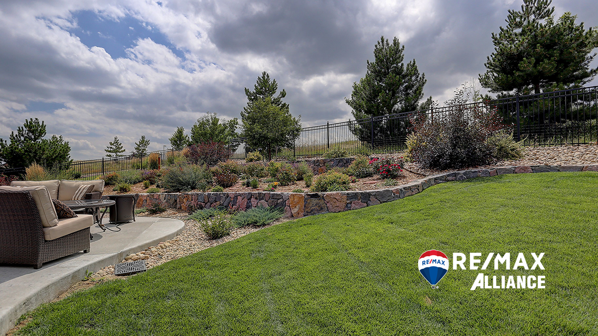 Front Range Plants That Add Instant Curb Appeal