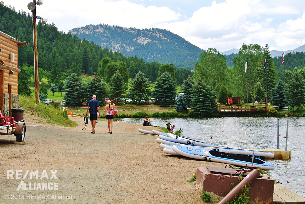 Exploring The Evergreen Way of Life!